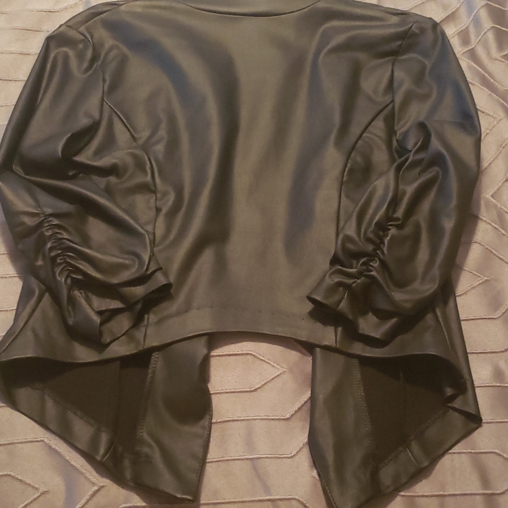 Leather Jacket - Picture 5 of 5